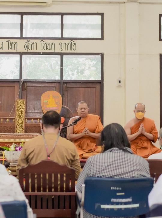 ทำบุญวันพระแรกของพรรษานี้